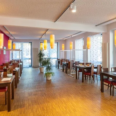 酒店 纽豪斯酒店 3*